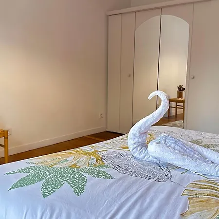 Le Faubourg - Parking Gratuit Beaune (Cote d'Or)