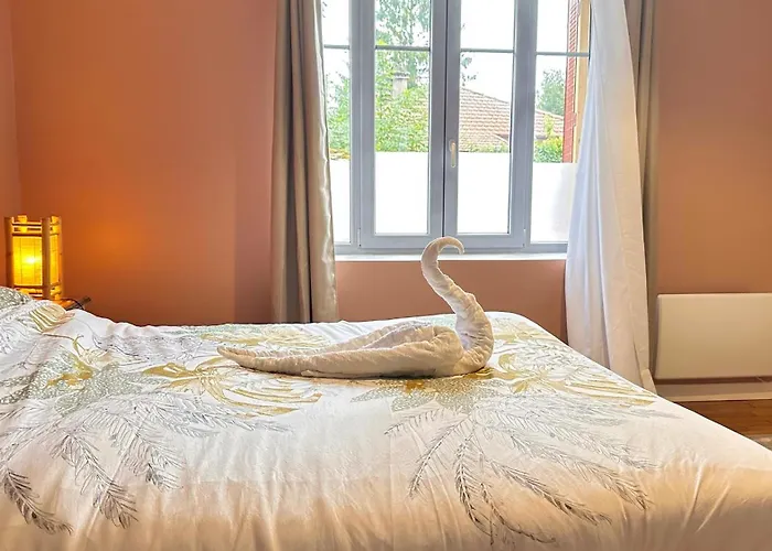 Le Faubourg - Parking Gratuit * Beaune (Cote d'Or)